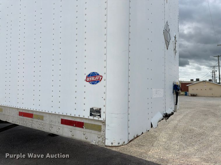 image for item FK3028 2005 Utility Trailers dry van trailer
