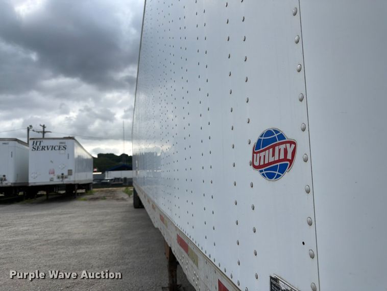image for item FK3028 2005 Utility Trailers dry van trailer