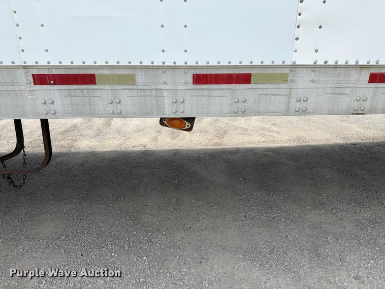 image for item FK3028 2005 Utility Trailers dry van trailer