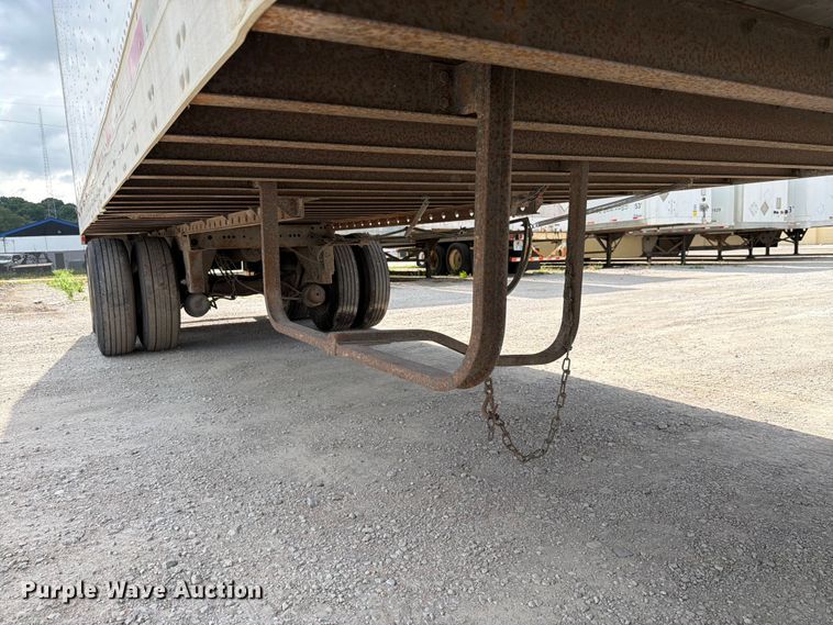 image for item FK3028 2005 Utility Trailers dry van trailer