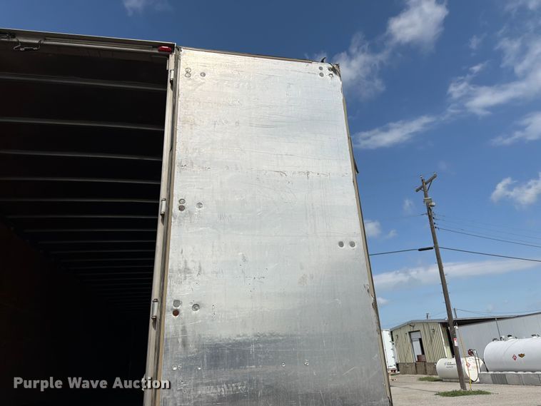image for item FK3028 2005 Utility Trailers dry van trailer