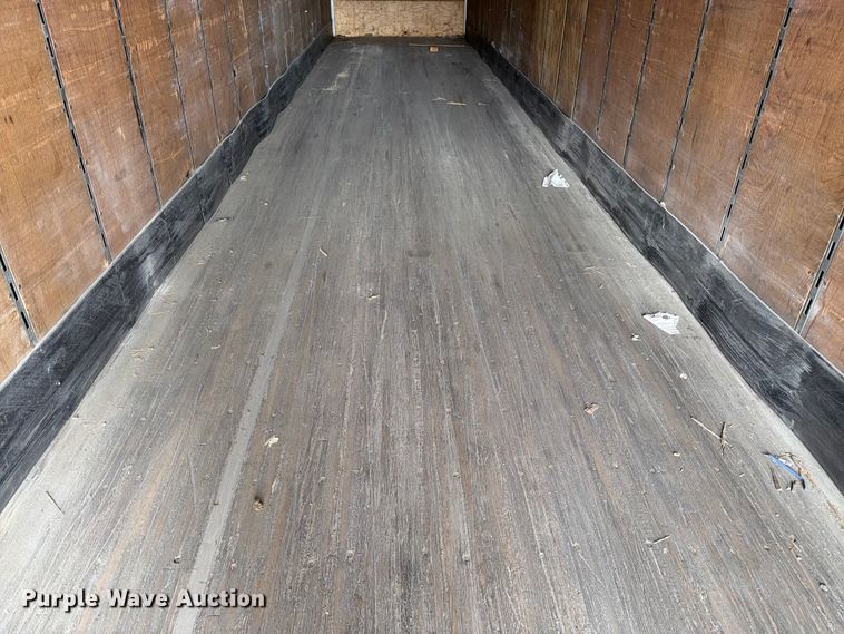 image for item FK3028 2005 Utility Trailers dry van trailer