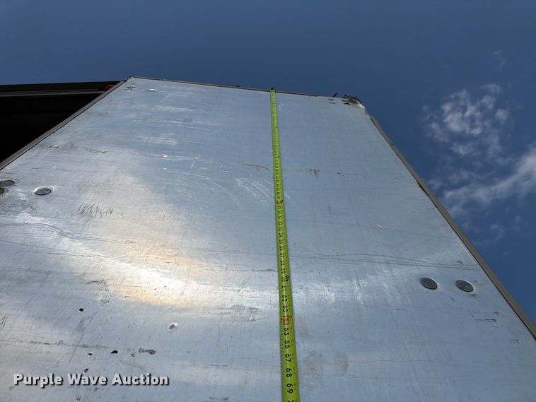 image for item FK3028 2005 Utility Trailers dry van trailer