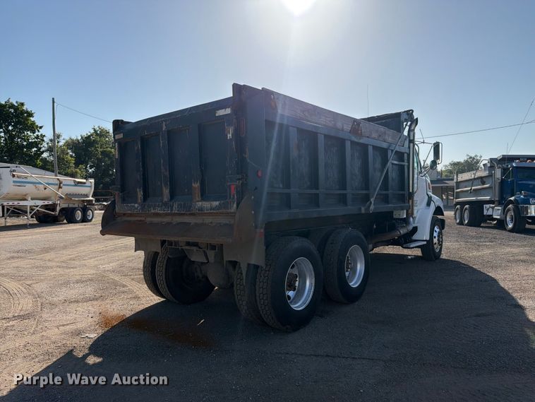image for item FK3187 2007 Sterling L8500 dump truck