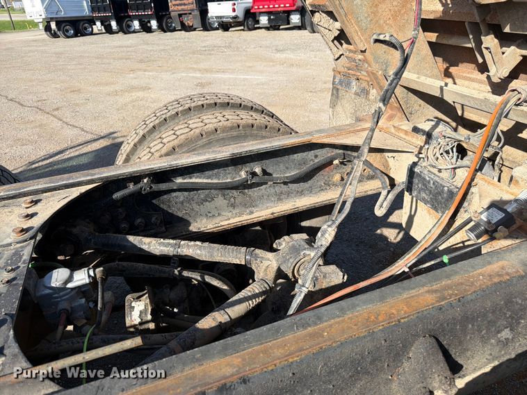 image for item FK3187 2007 Sterling L8500 dump truck