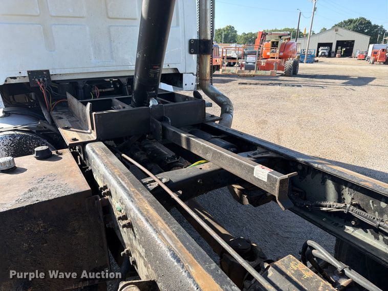 image for item FK3187 2007 Sterling L8500 dump truck