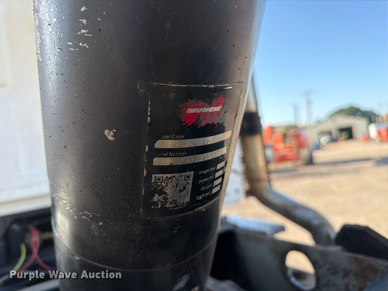 image for item FK3187 2007 Sterling L8500 dump truck