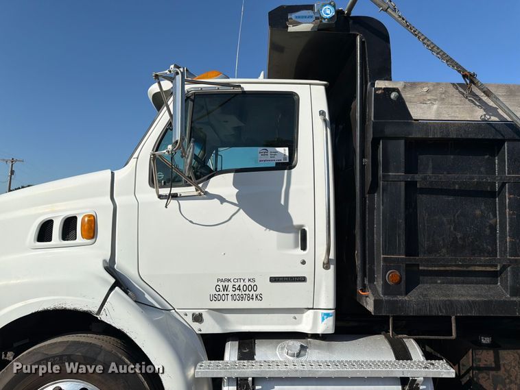 image for item FK3187 2007 Sterling L8500 dump truck