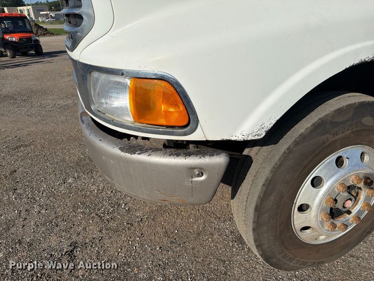 image for item FK3187 2007 Sterling L8500 dump truck