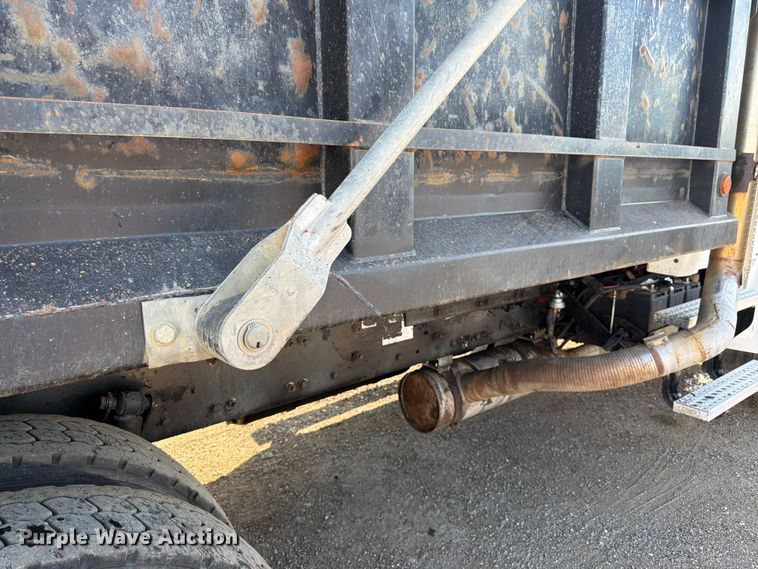 image for item FK3187 2007 Sterling L8500 dump truck