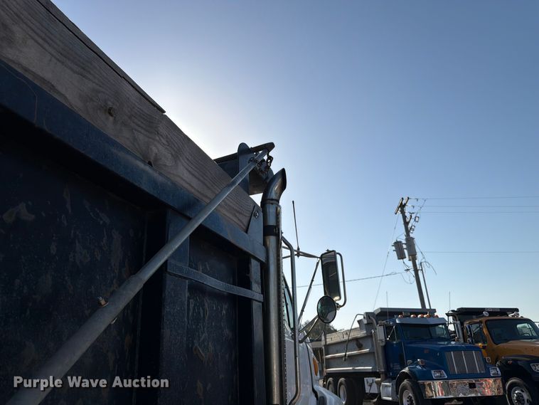 image for item FK3187 2007 Sterling L8500 dump truck