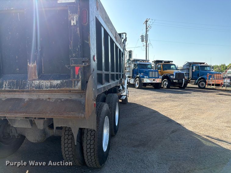 image for item FK3187 2007 Sterling L8500 dump truck