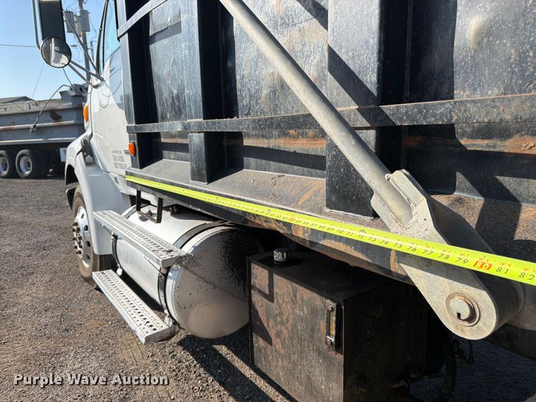 image for item FK3187 2007 Sterling L8500 dump truck