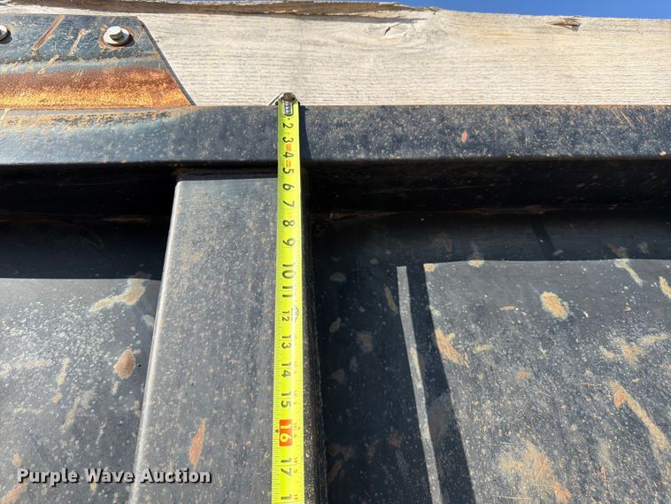 image for item FK3187 2007 Sterling L8500 dump truck