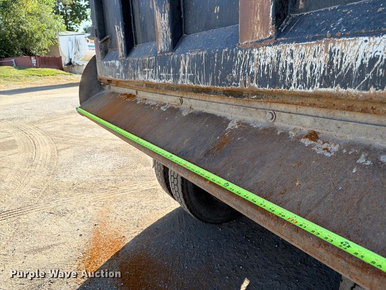 image for item FK3187 2007 Sterling L8500 dump truck
