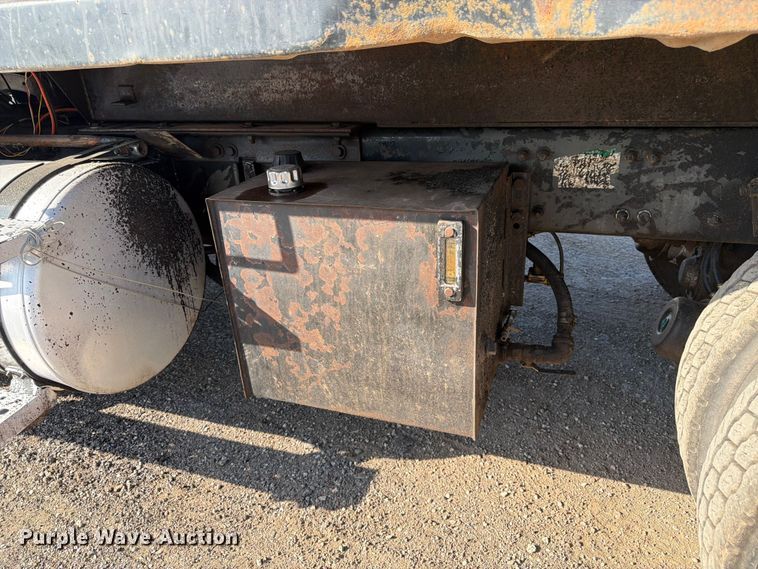 image for item FK3187 2007 Sterling L8500 dump truck