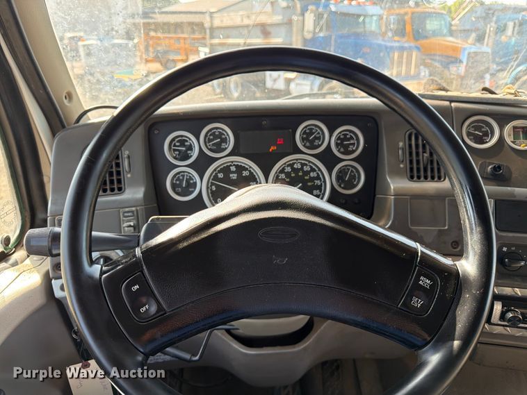 image for item FK3187 2007 Sterling L8500 dump truck