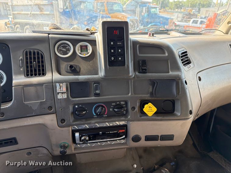 image for item FK3187 2007 Sterling L8500 dump truck