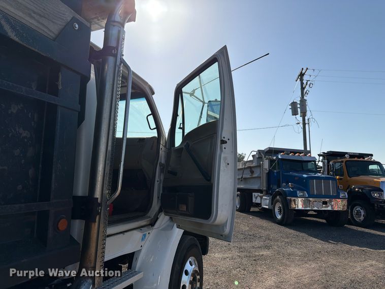 image for item FK3187 2007 Sterling L8500 dump truck
