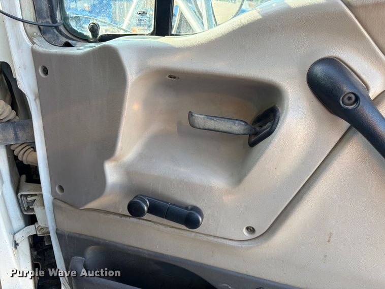 image for item FK3187 2007 Sterling L8500 dump truck