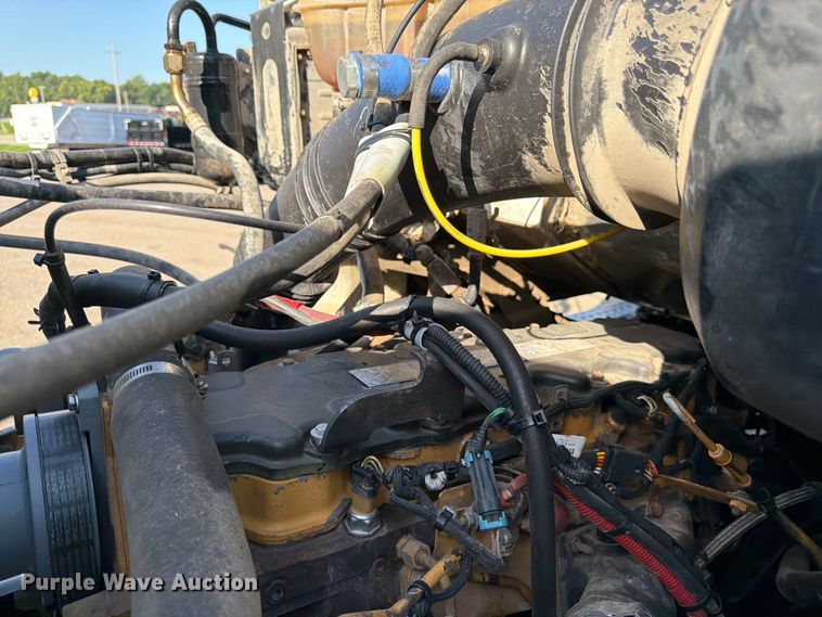 image for item FK3187 2007 Sterling L8500 dump truck