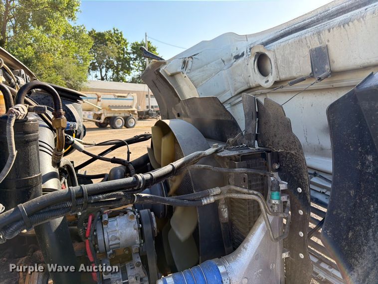 image for item FK3187 2007 Sterling L8500 dump truck