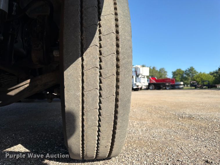 image for item FK3187 2007 Sterling L8500 dump truck