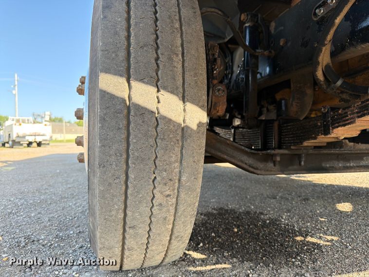 image for item FK3187 2007 Sterling L8500 dump truck