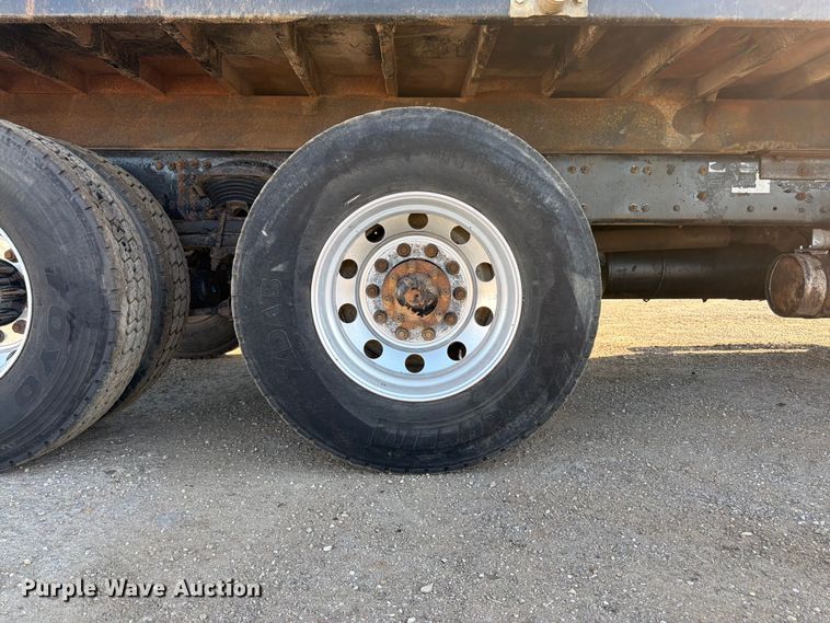 image for item FK3187 2007 Sterling L8500 dump truck