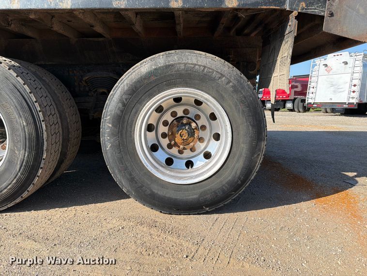 image for item FK3187 2007 Sterling L8500 dump truck