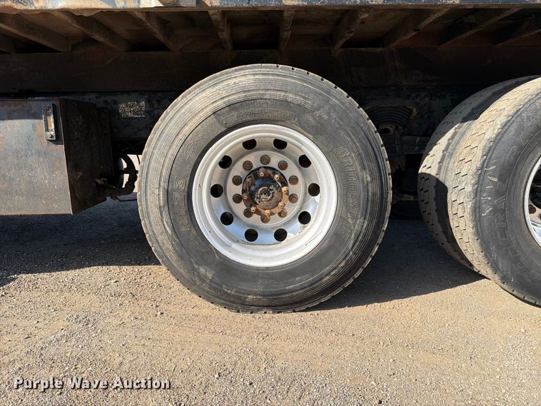 image for item FK3187 2007 Sterling L8500 dump truck