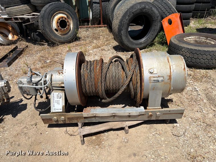 image for item FK3196 Tulsa RM130PHRX0AZ winch