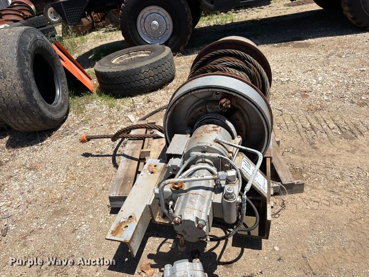 image for item FK3196 Tulsa RM130PHRX0AZ winch