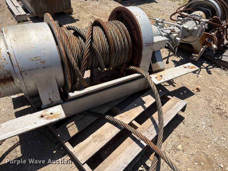 image for item FK3196 Tulsa RM130PHRX0AZ winch