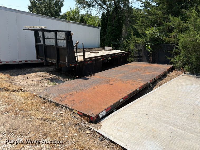 Flat bed