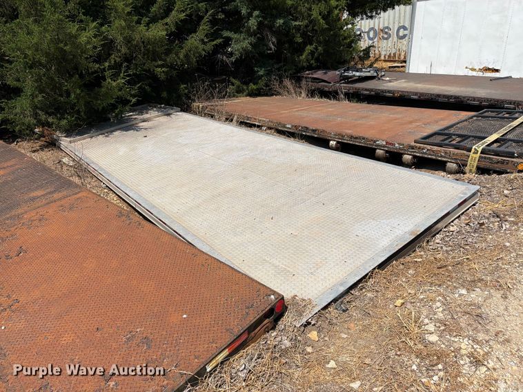 image for item FK3208 Flat bed