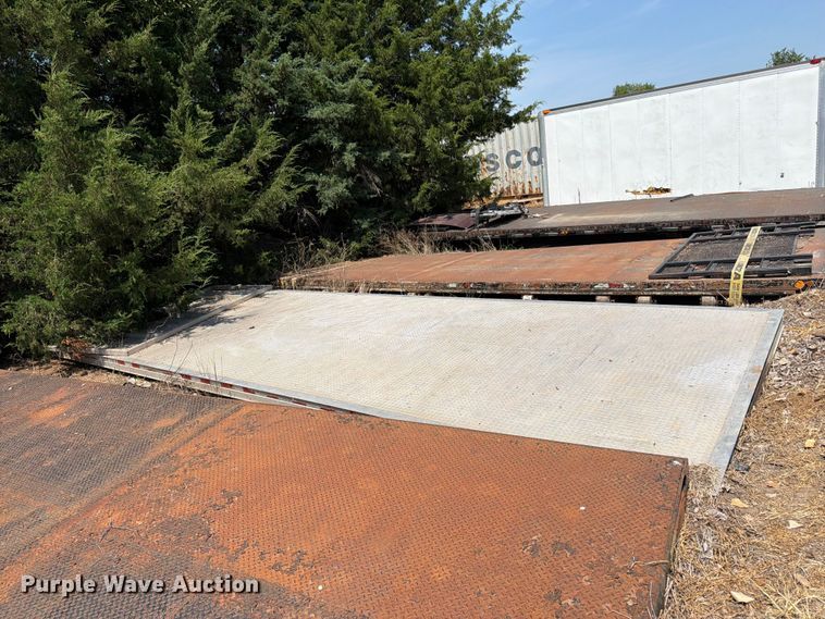 image for item FK3208 Flat bed