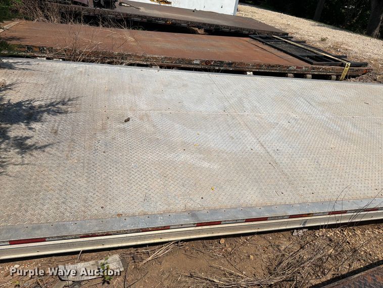 image for item FK3208 Flat bed