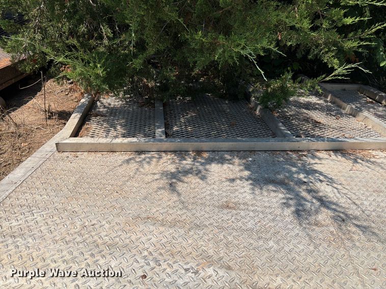 image for item FK3208 Flat bed
