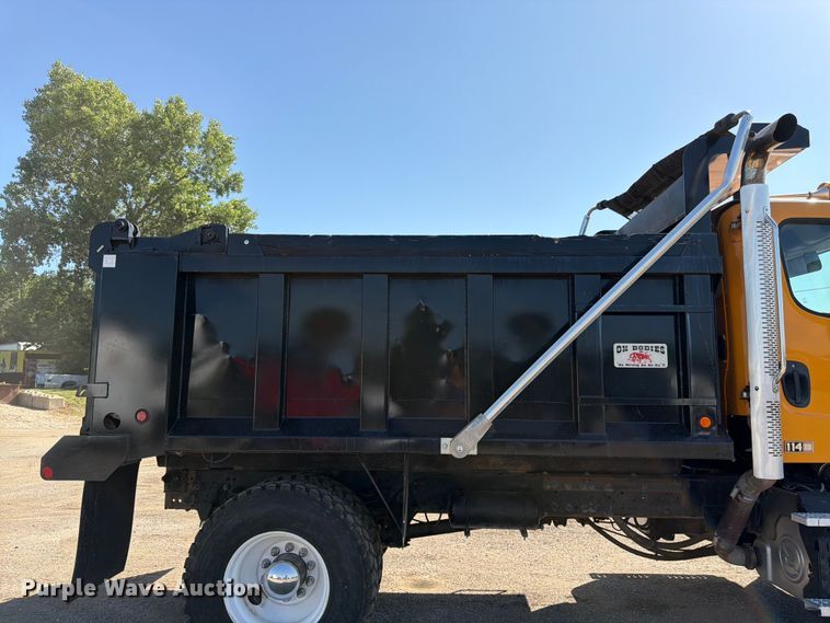 image for item FK3216 2013 Freightliner 114SD dump truck