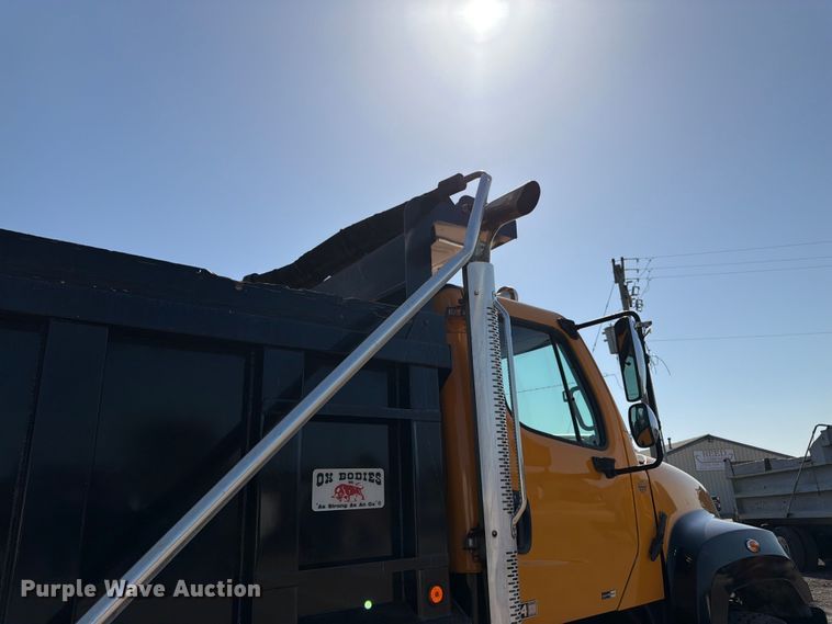 image for item FK3216 2013 Freightliner 114SD dump truck