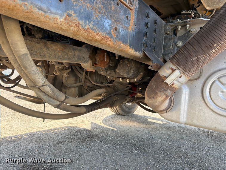 image for item FK3216 2013 Freightliner 114SD dump truck