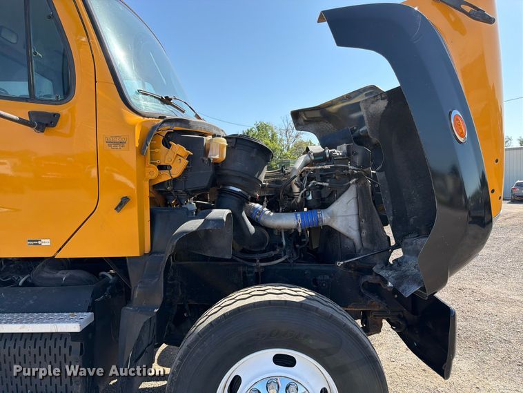 image for item FK3216 2013 Freightliner 114SD dump truck