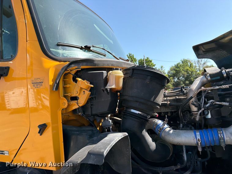 image for item FK3216 2013 Freightliner 114SD dump truck