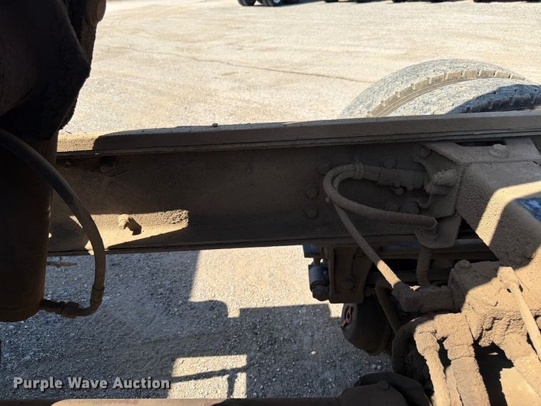 image for item FK3217 2000 Peterbilt 330 dump truck