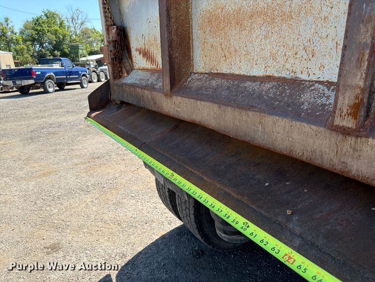 image for item FK3217 2000 Peterbilt 330 dump truck