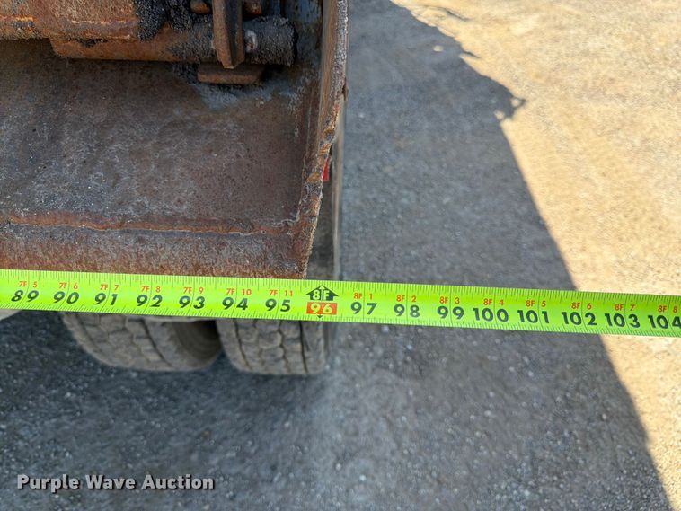 image for item FK3217 2000 Peterbilt 330 dump truck