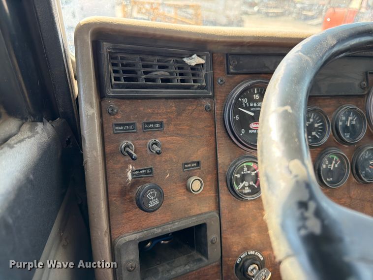 image for item FK3217 2000 Peterbilt 330 dump truck