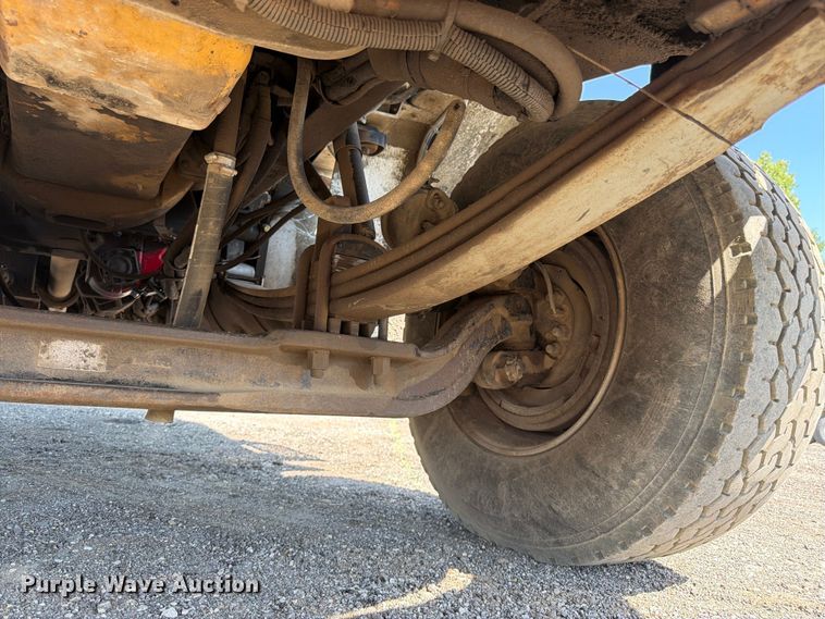 image for item FK3217 2000 Peterbilt 330 dump truck