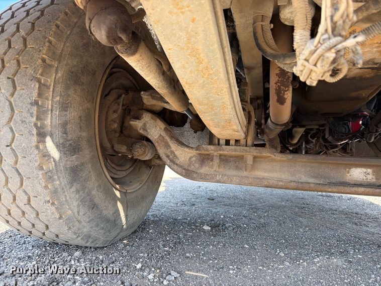 image for item FK3217 2000 Peterbilt 330 dump truck